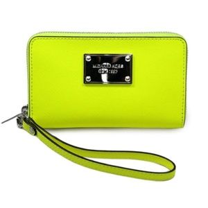 Michael Kors Wallet Wristlet